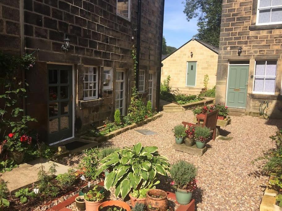 The Coach House - *New Build In Traditional Style* Todmorden Extérieur photo